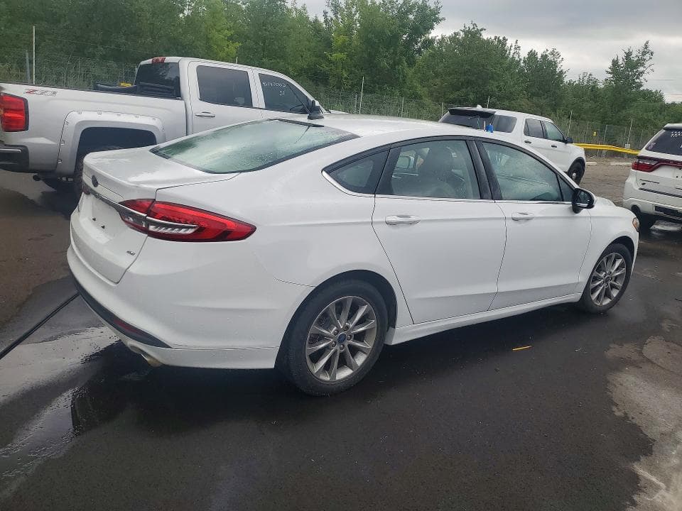 2017 FORD FUSION SE 3