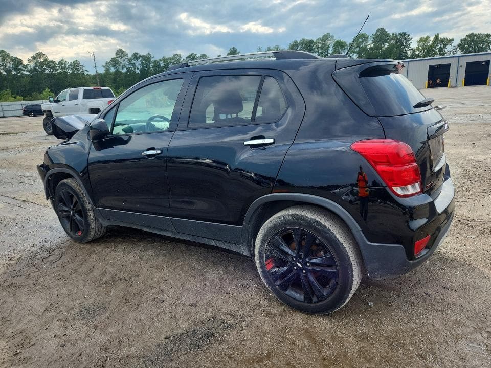 2018 CHEVROLET TRAX 1LT 2