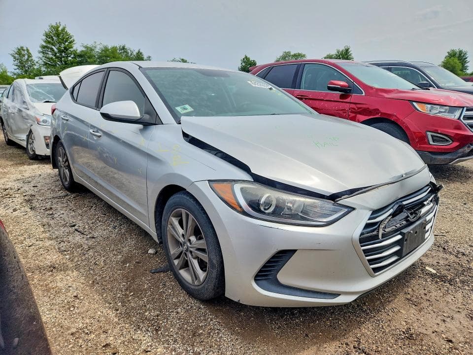 2017 HYUNDAI ELANTRA SE 4