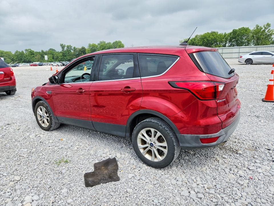 2019 FORD ESCAPE SE 2