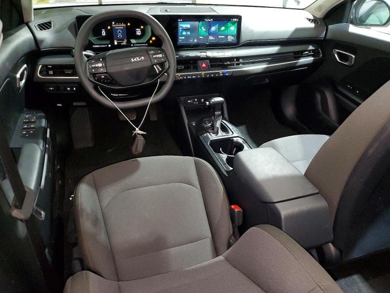 2026 KIA K4 LXS 8