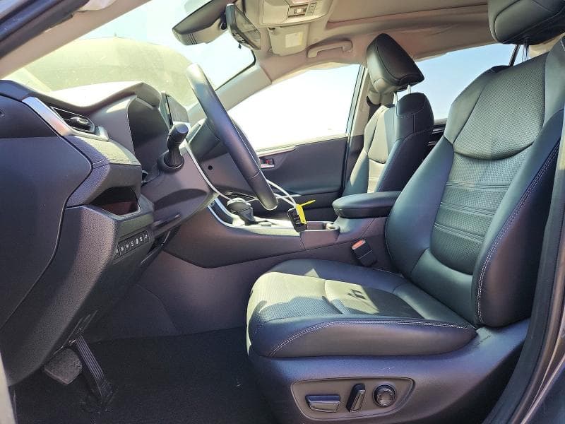 2025 TOYOTA RAV4 LIMITED 7
