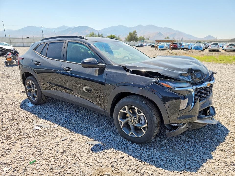 2026 CHEVROLET TRAX 1LT 4