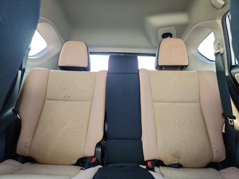 2018 TOYOTA RAV4 XLE 10