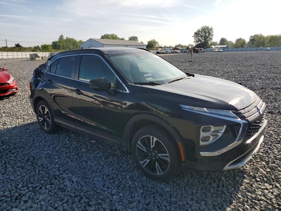 2024 MITSUBISHI ECLIPSE CROSS SE 4