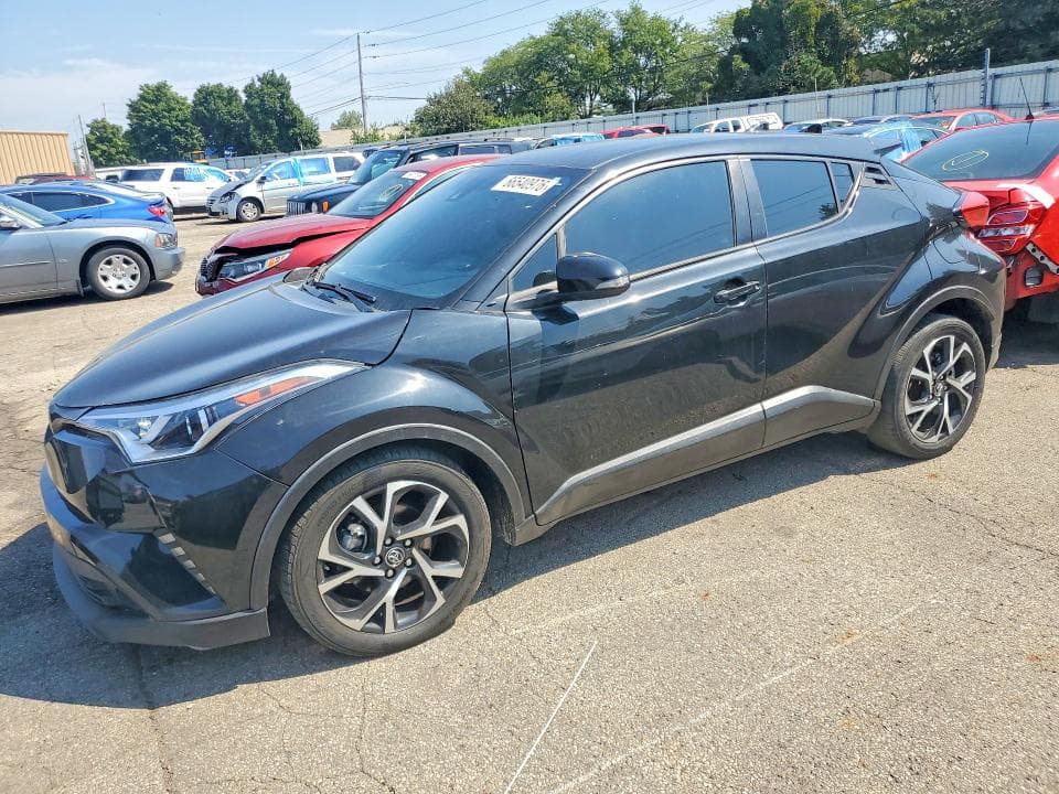 2018 TOYOTA C-HR XLE - 1