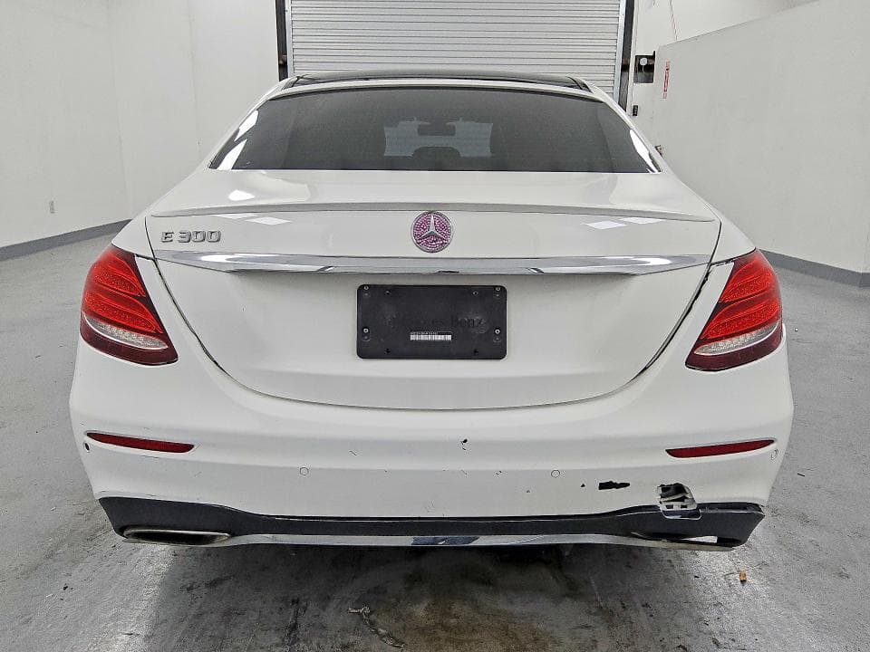 2017 MERCEDES-BENZ E 300 6