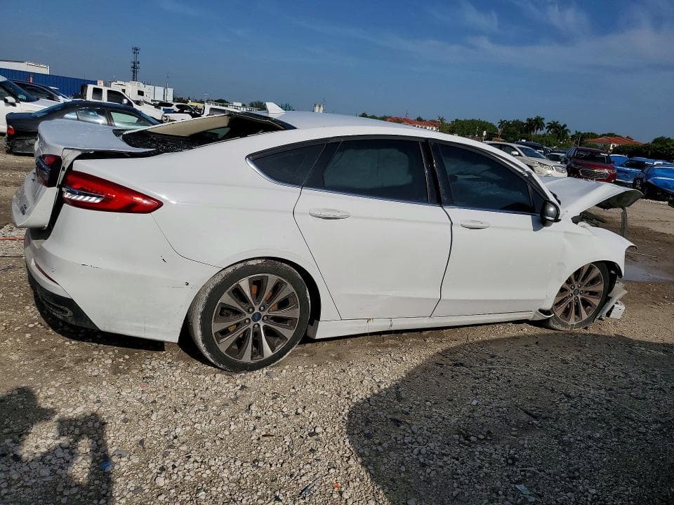 2020 FORD FUSION SE 3
