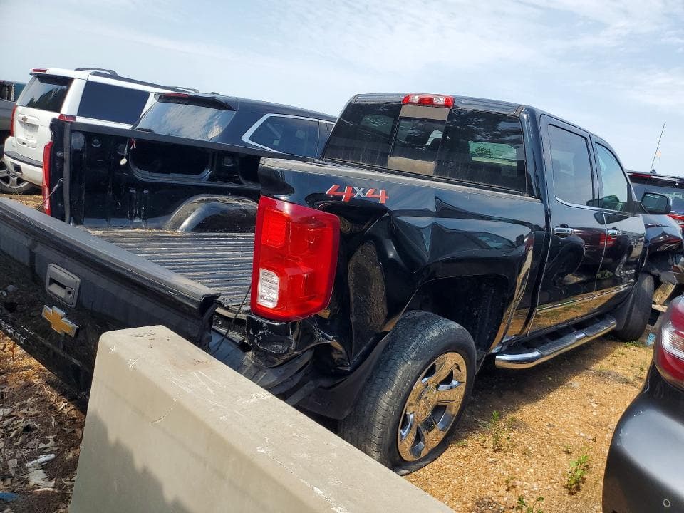 2018 CHEVROLET SILVERADO K1500 LTZ 3