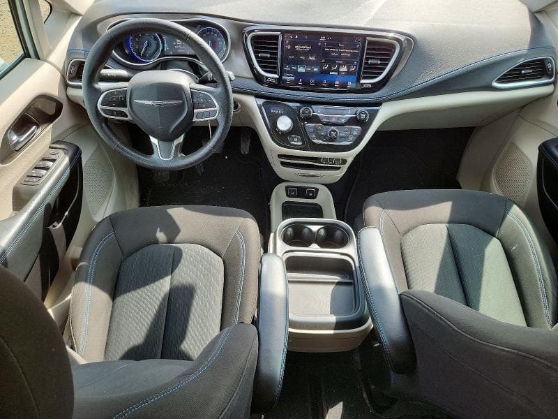 2021 CHRYSLER PACIFICA TOURING 8