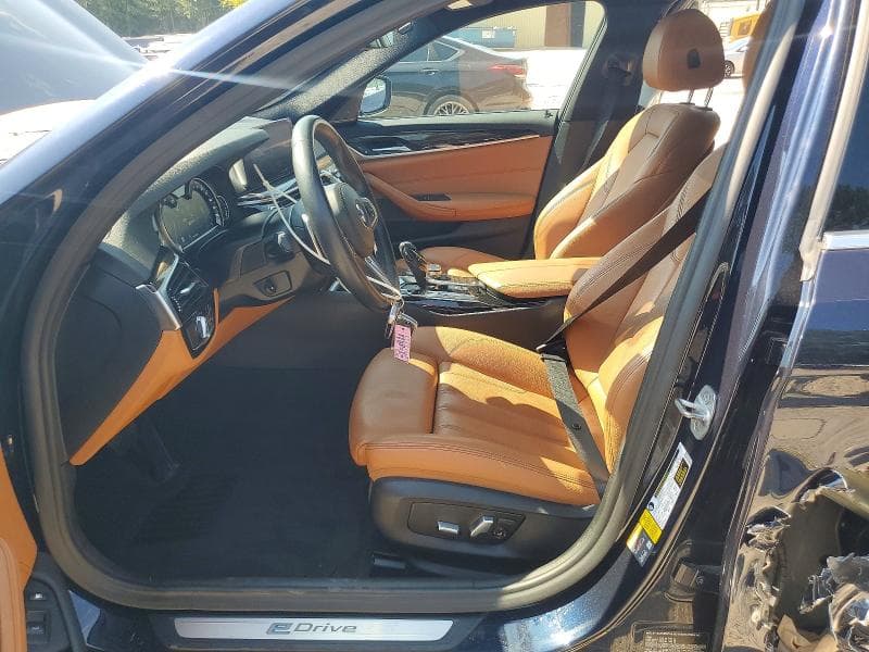 2019 BMW 530XE 14