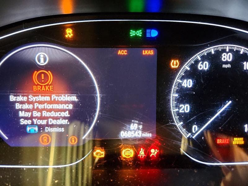 2019 HONDA ACCORD TOURING 9