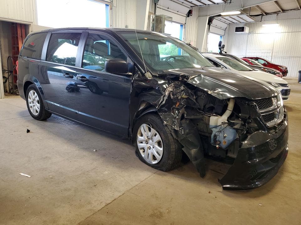 2018 DODGE GRAND CARAVAN SE 4