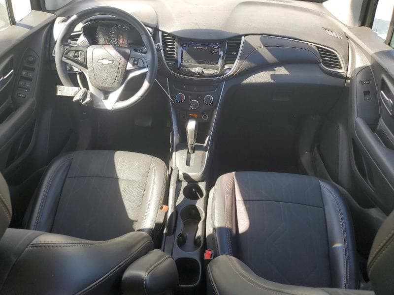 2020 CHEVROLET TRAX 1LT 8
