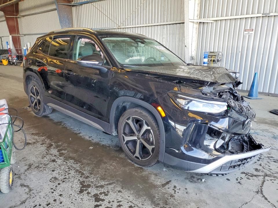 2026 VOLKSWAGEN TIGUAN SE 4