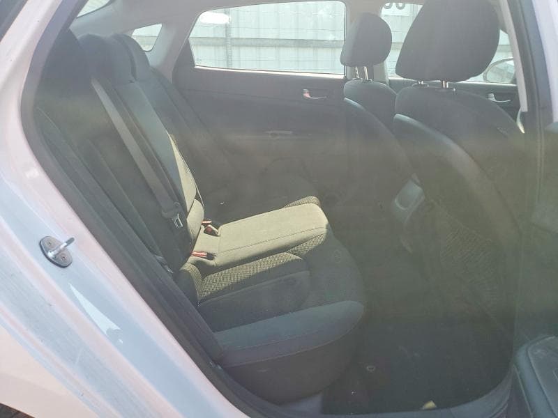 2019 KIA OPTIMA LX 10
