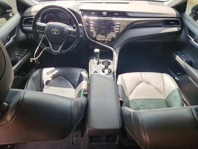 2020 TOYOTA CAMRY XSE 8