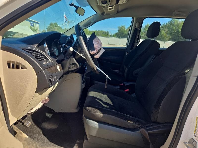 2017 DODGE GRAND CARAVAN SE 7