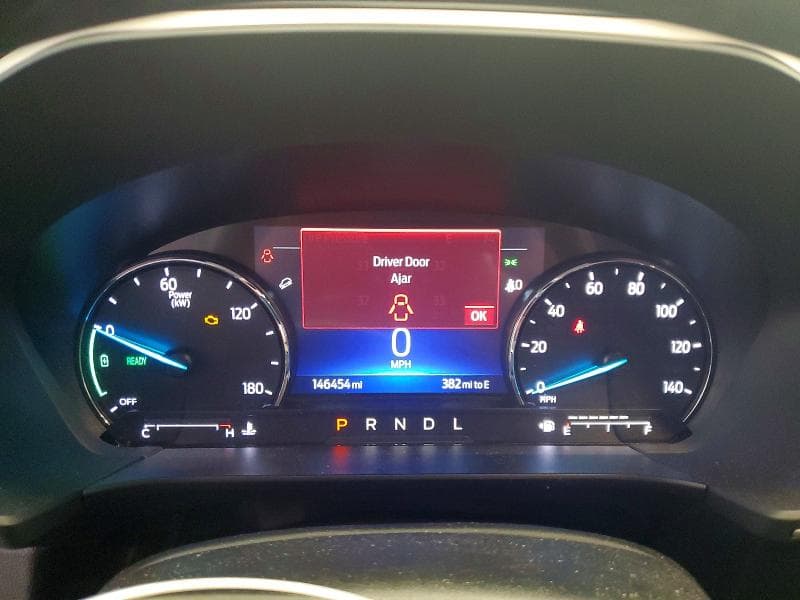 2022 FORD ESCAPE SE 9