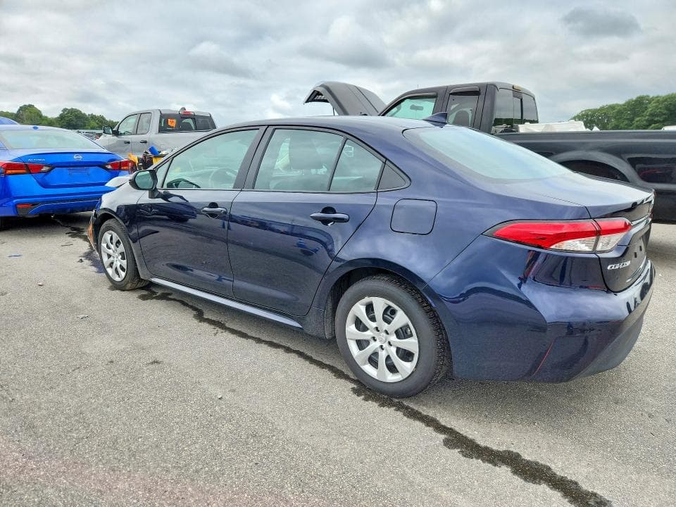 2025 TOYOTA COROLLA LE 2
