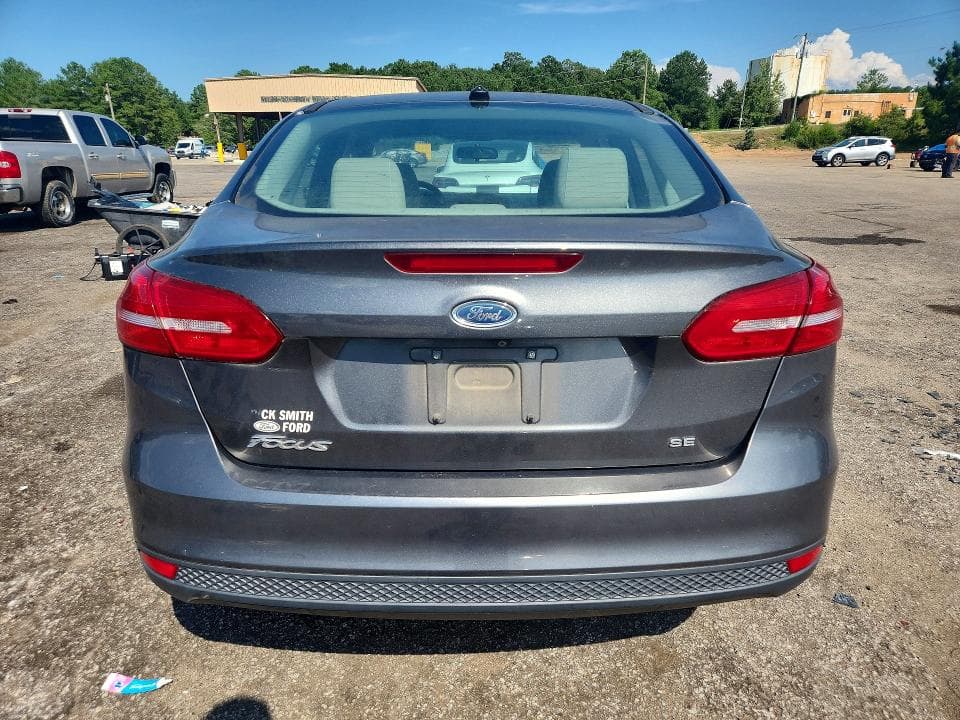 2017 FORD FOCUS SE 6