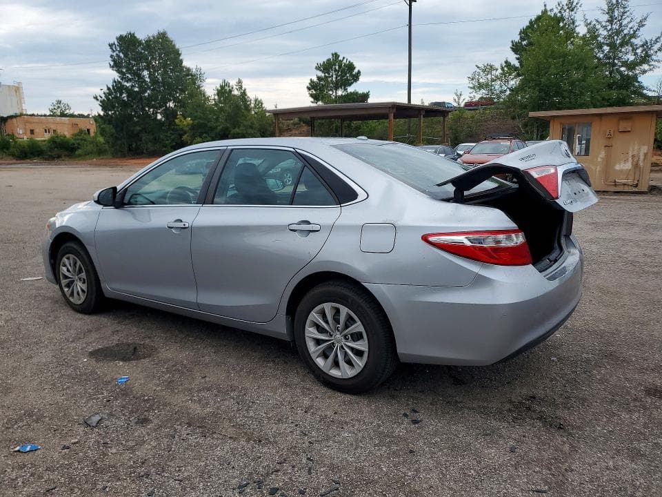 2017 TOYOTA CAMRY LE 2