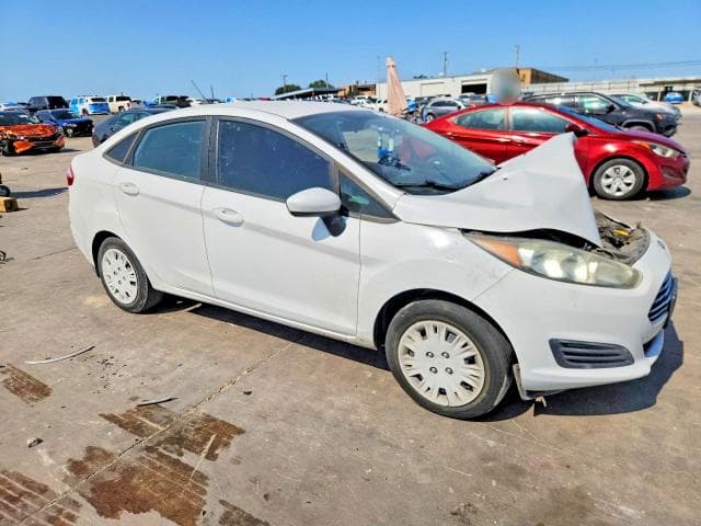 2017 FORD FIESTA S 4
