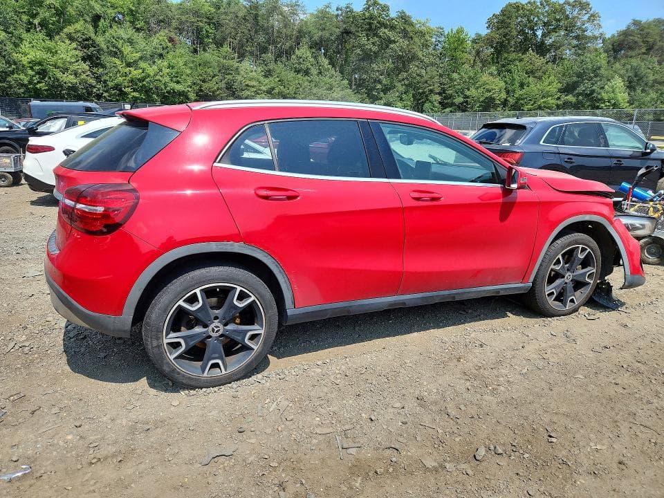 2019 MERCEDES-BENZ GLA 250 3