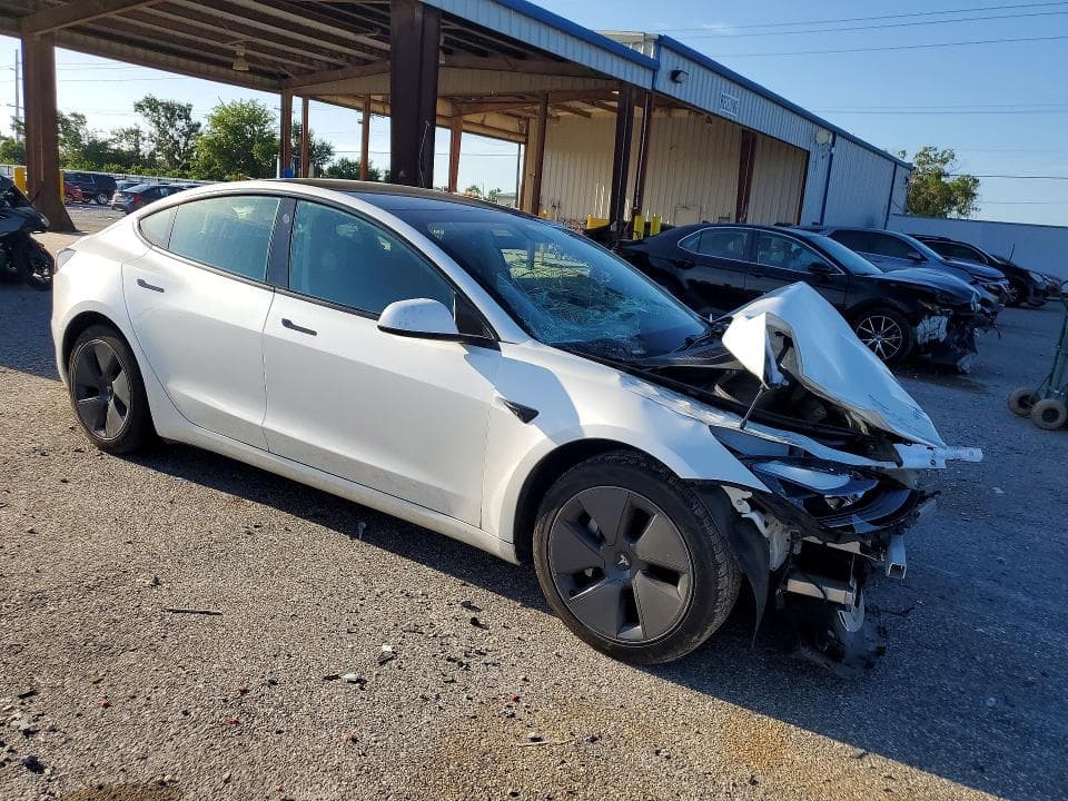 2023 TESLA MODEL 3 4