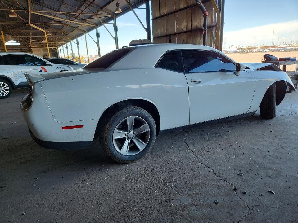 2019 DODGE CHALLENGER SXT 3