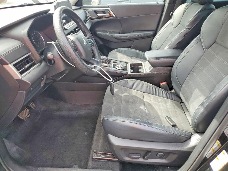 2023 MITSUBISHI OUTLANDER SE 7