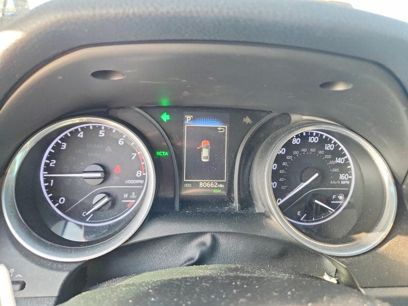 2018 TOYOTA CAMRY SE 9
