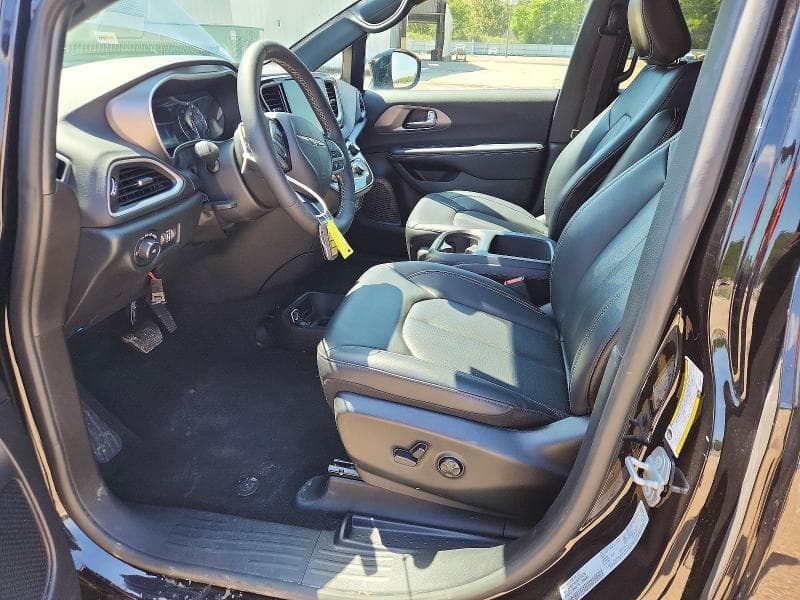 2025 CHRYSLER PACIFICA SELECT 7