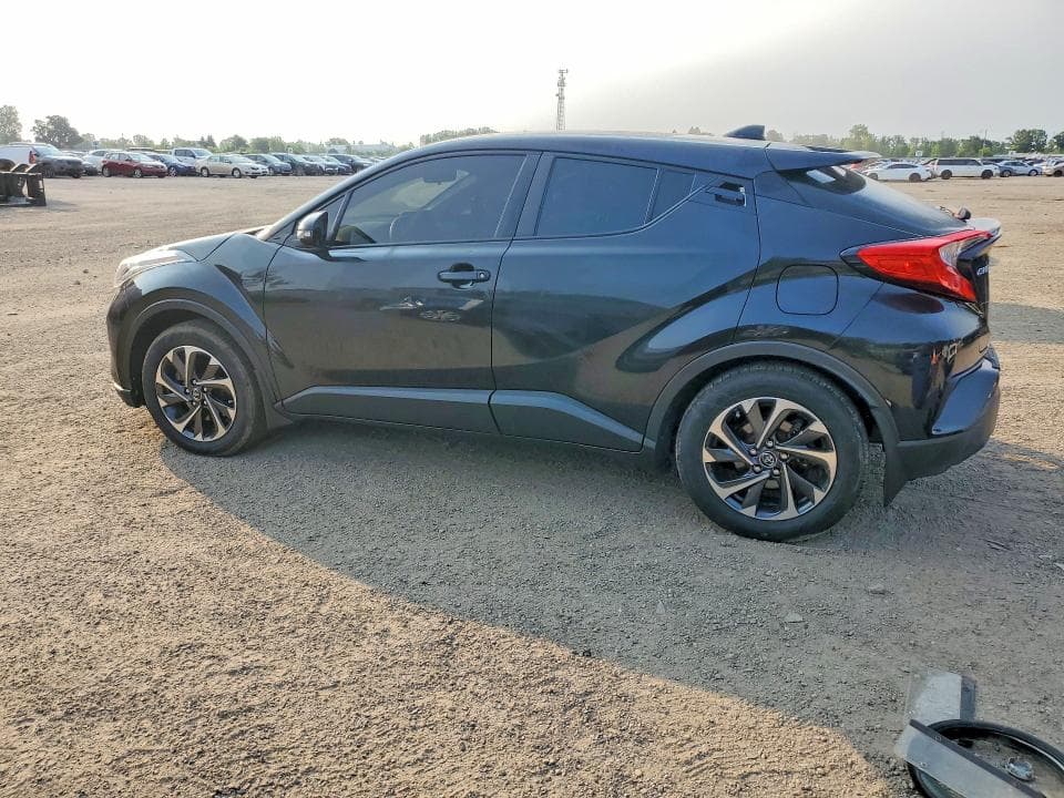 2021 TOYOTA C-HR LE 2