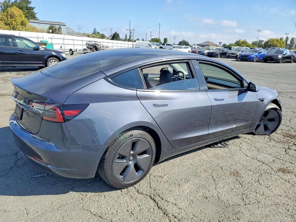 2023 TESLA MODEL 3 3