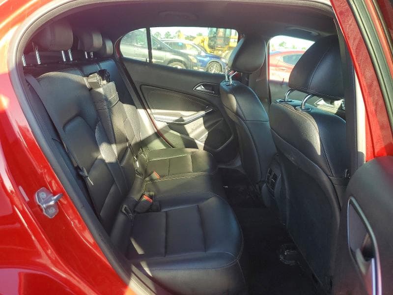 2019 MERCEDES-BENZ GLA 250 11