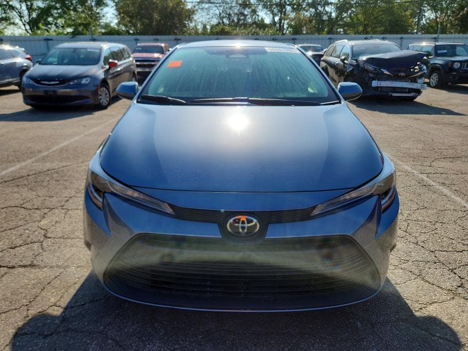 2026 TOYOTA COROLLA LE 5