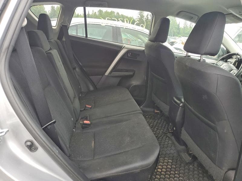 2017 TOYOTA RAV4 LE 11
