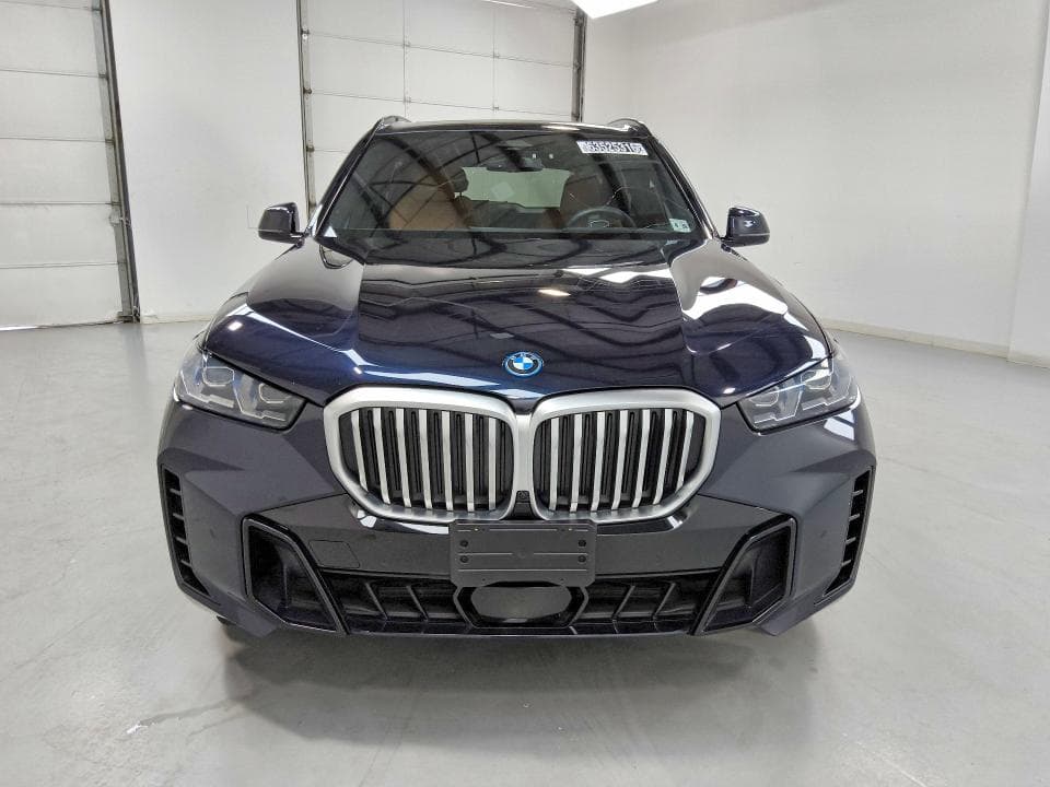 2025 BMW X5 XDRIVE50E 5
