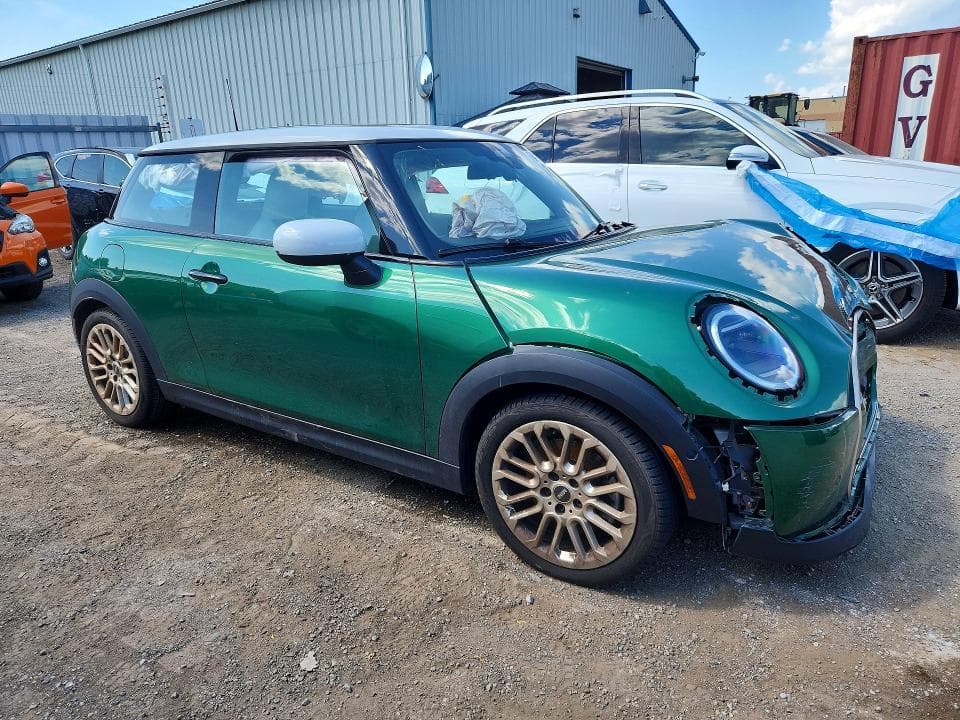 2025 MINI COOPER S 4