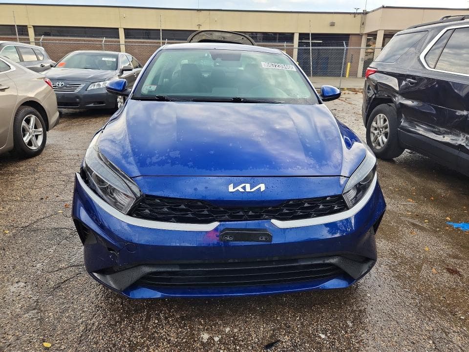 2023 KIA FORTE LXS 5