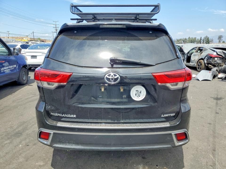 2017 TOYOTA HIGHLANDER LIMITED 6