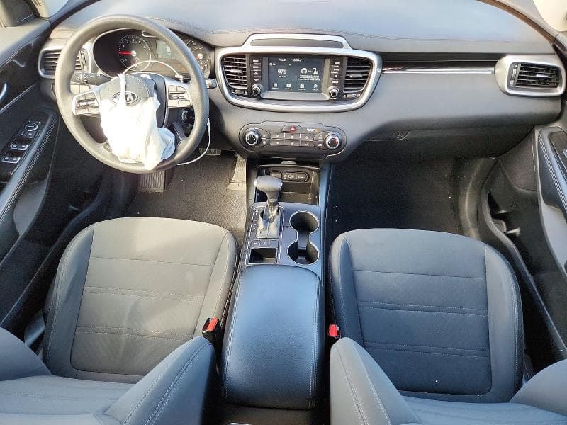 2019 KIA SORENTO LX 8
