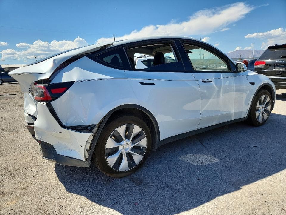 2022 TESLA MODEL Y 3
