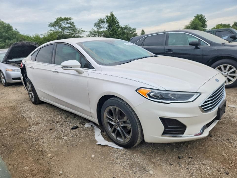 2020 FORD FUSION SEL 4