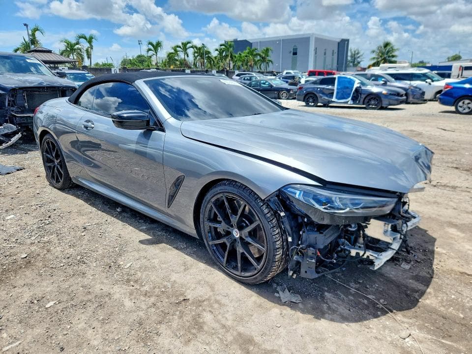 2023 BMW M850XI 4