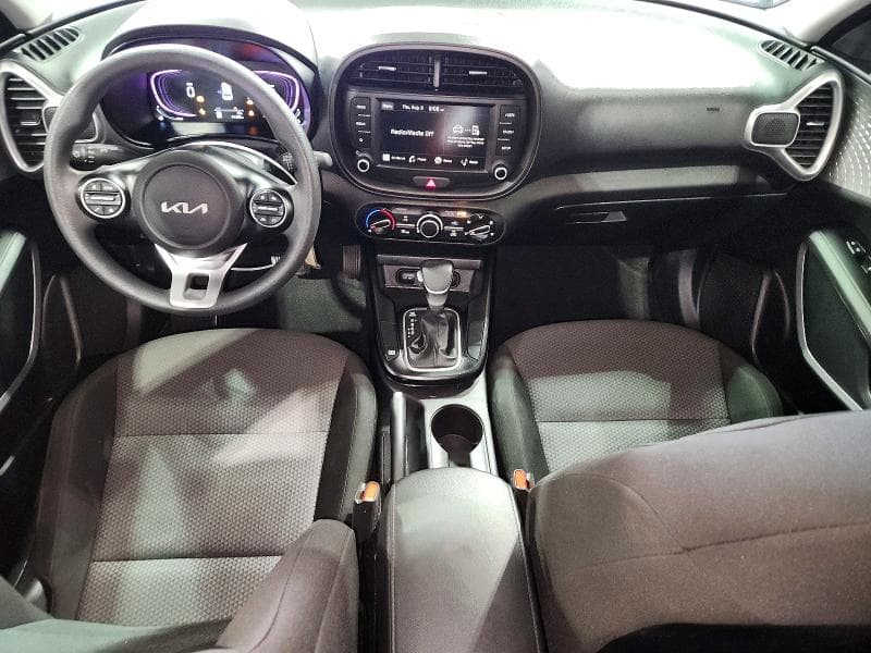 2025 KIA SOUL LX 8