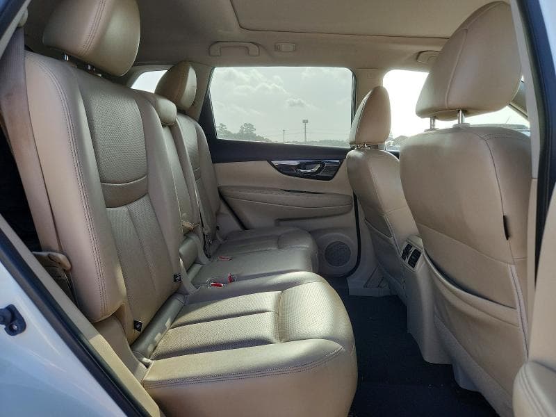 2018 NISSAN ROGUE SL 11