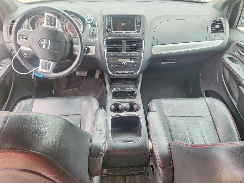 2017 DODGE GRAND CARAVAN GT 8