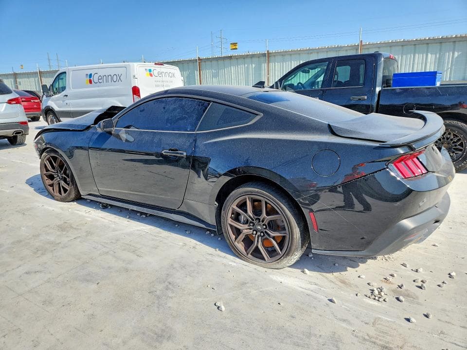 2024 FORD MUSTANG 2